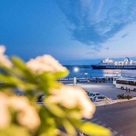 Fratelli Family Rooms Tinos Bagian luar foto