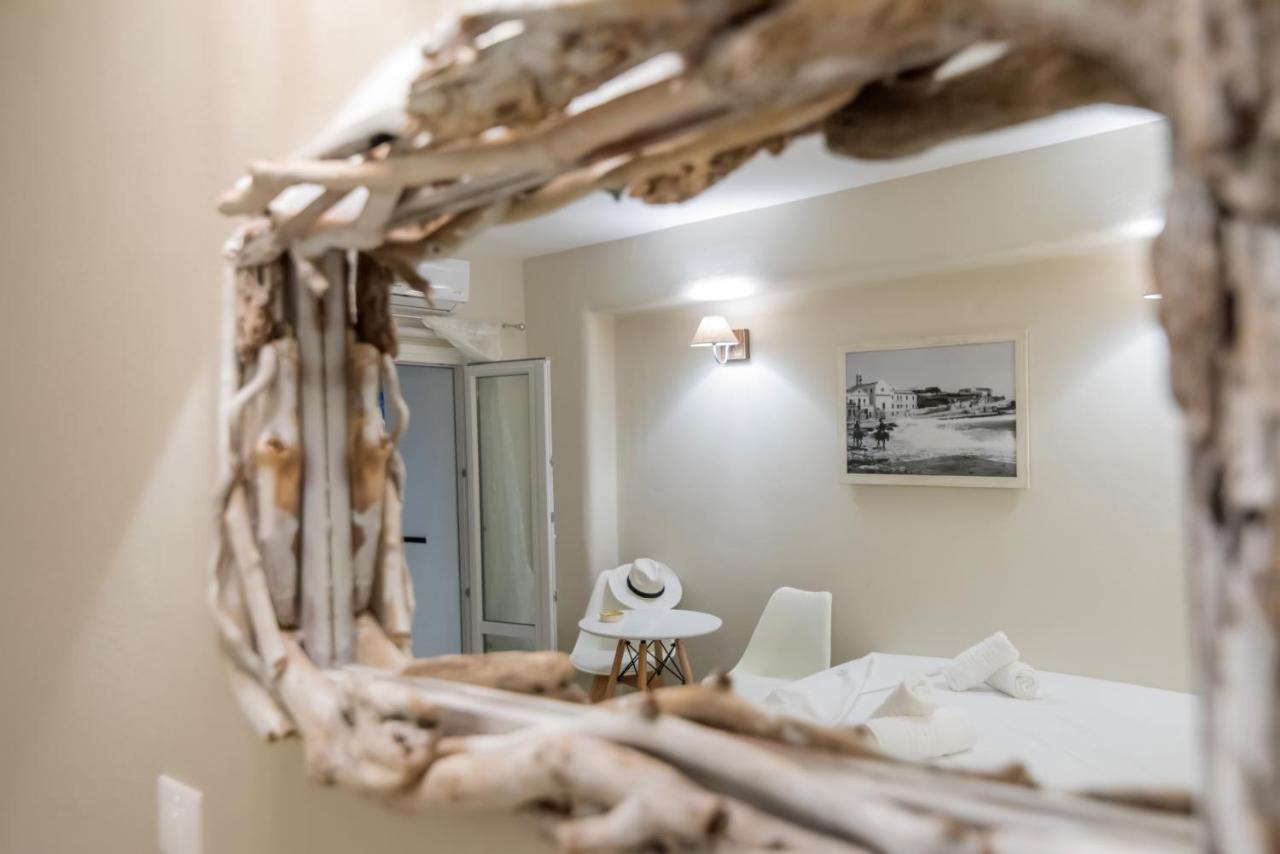 Fratelli Family Rooms Tinos Bagian luar foto