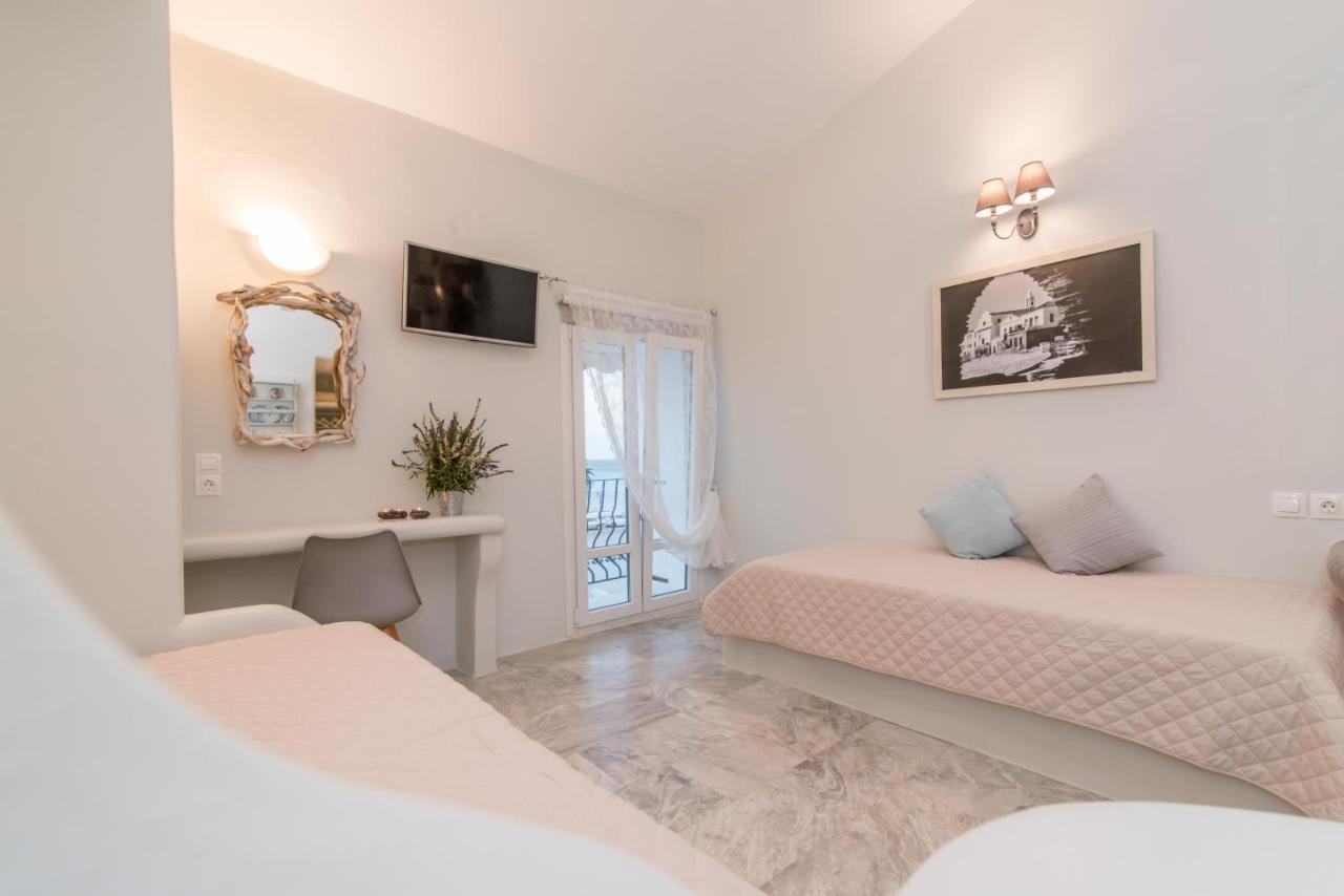 Fratelli Family Rooms Tinos Bagian luar foto