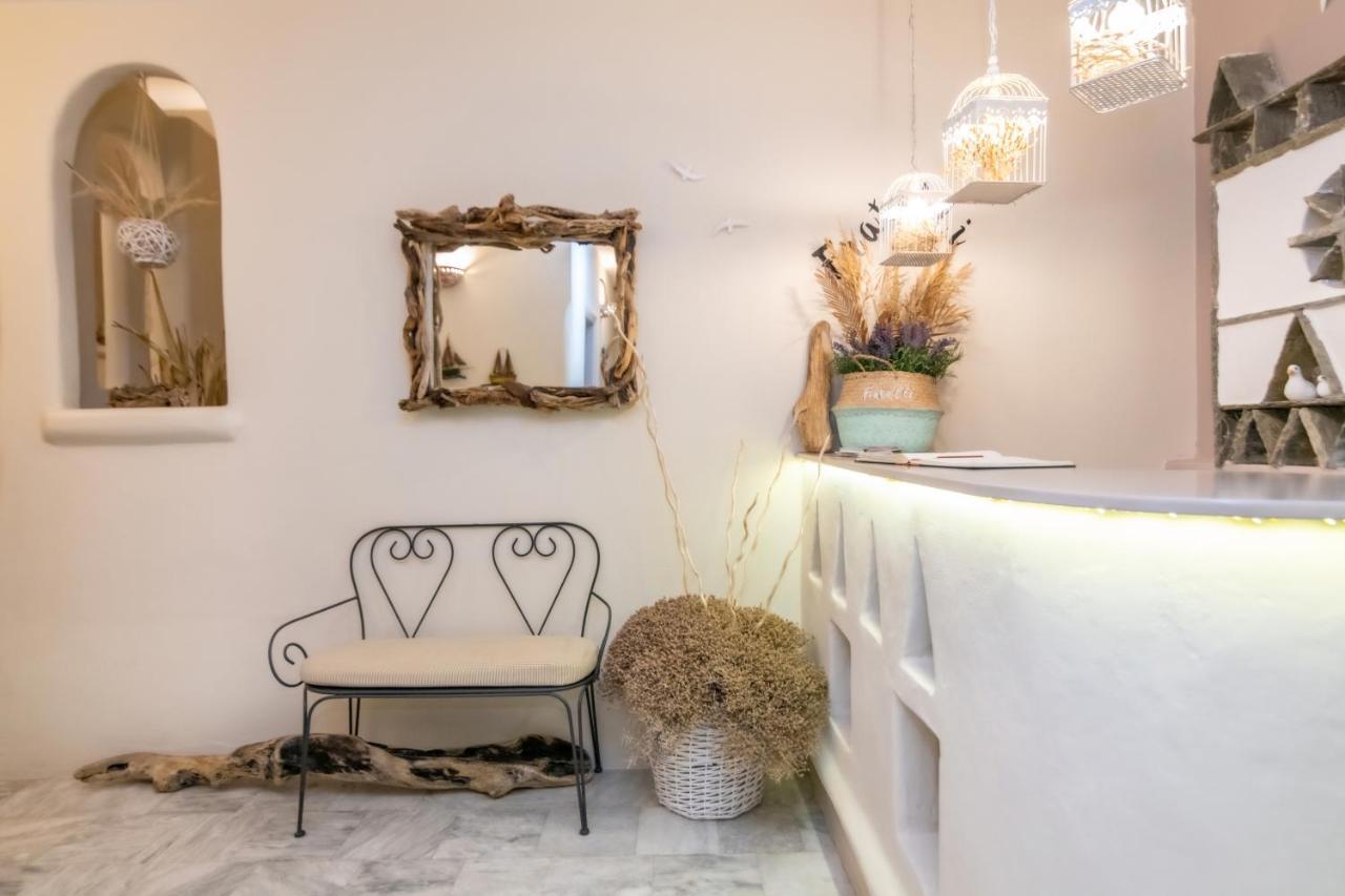 Fratelli Family Rooms Tinos Bagian luar foto
