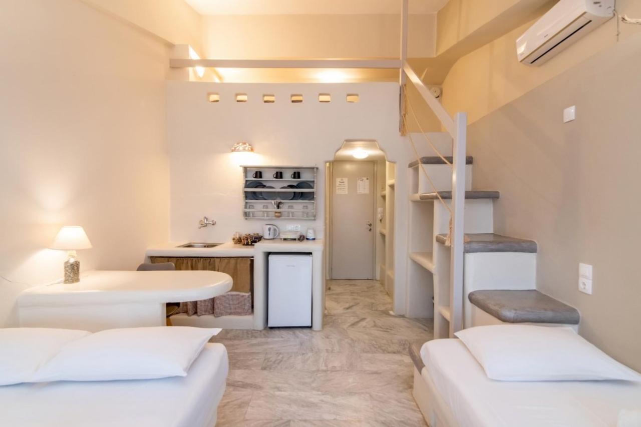 Fratelli Family Rooms Tinos Bagian luar foto