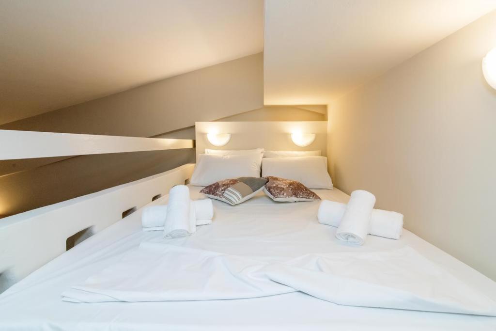 Fratelli Family Rooms Tinos Bagian luar foto