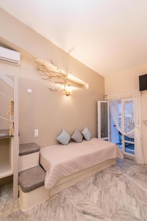 Fratelli Family Rooms Tinos Bagian luar foto