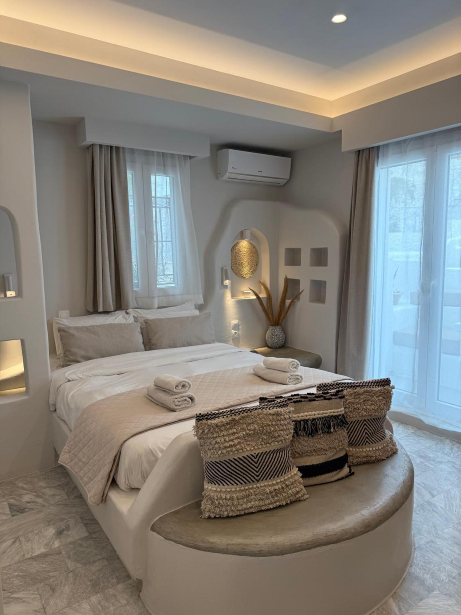 Fratelli Family Rooms Tinos Bagian luar foto