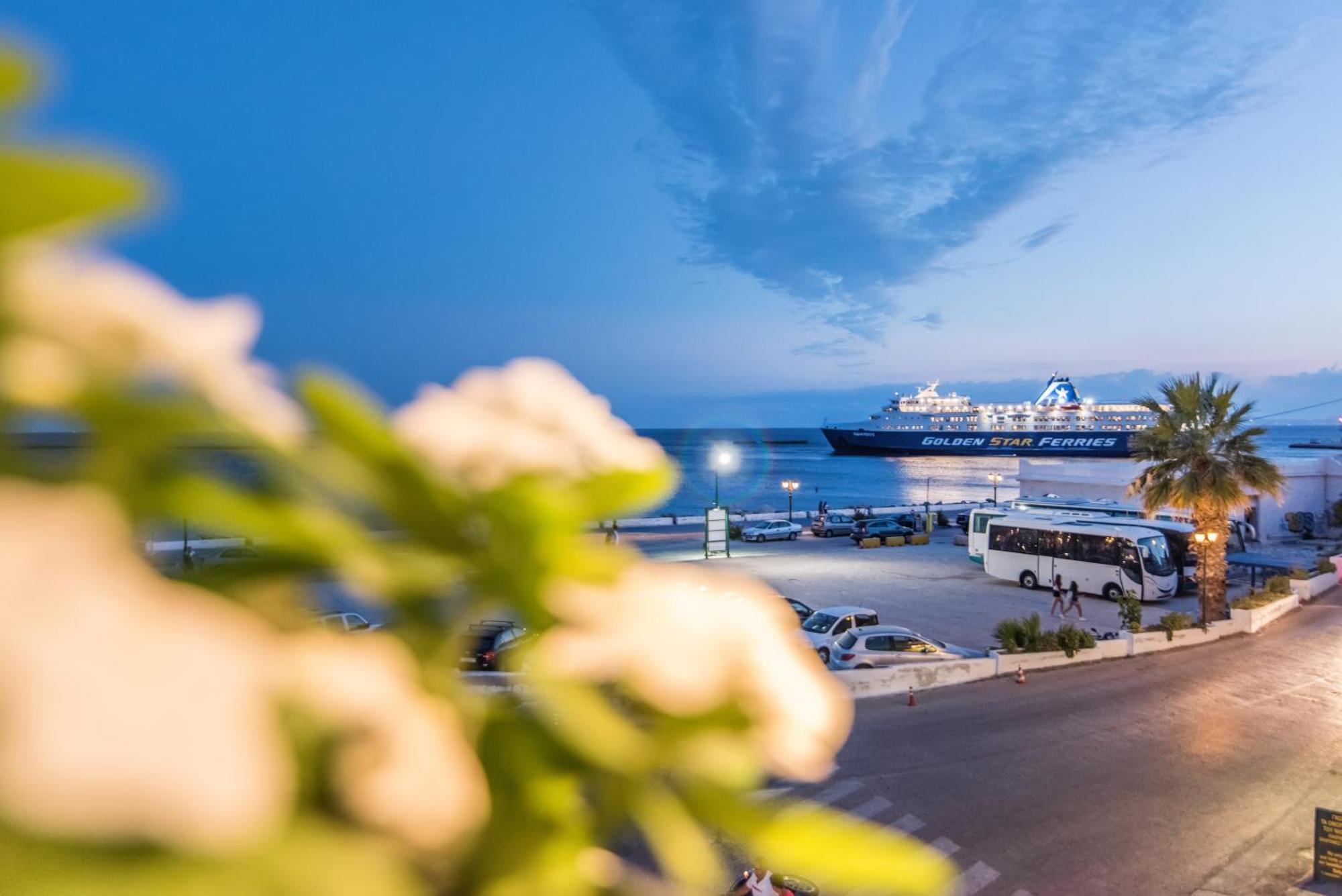 Fratelli Family Rooms Tinos Bagian luar foto
