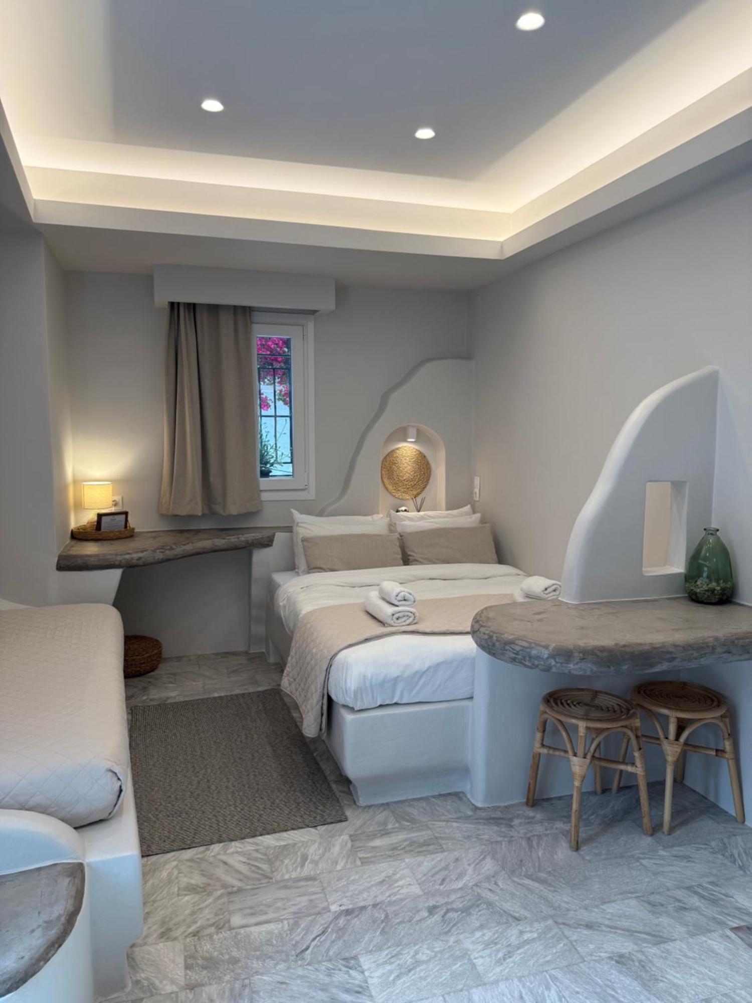 Fratelli Family Rooms Tinos Bagian luar foto