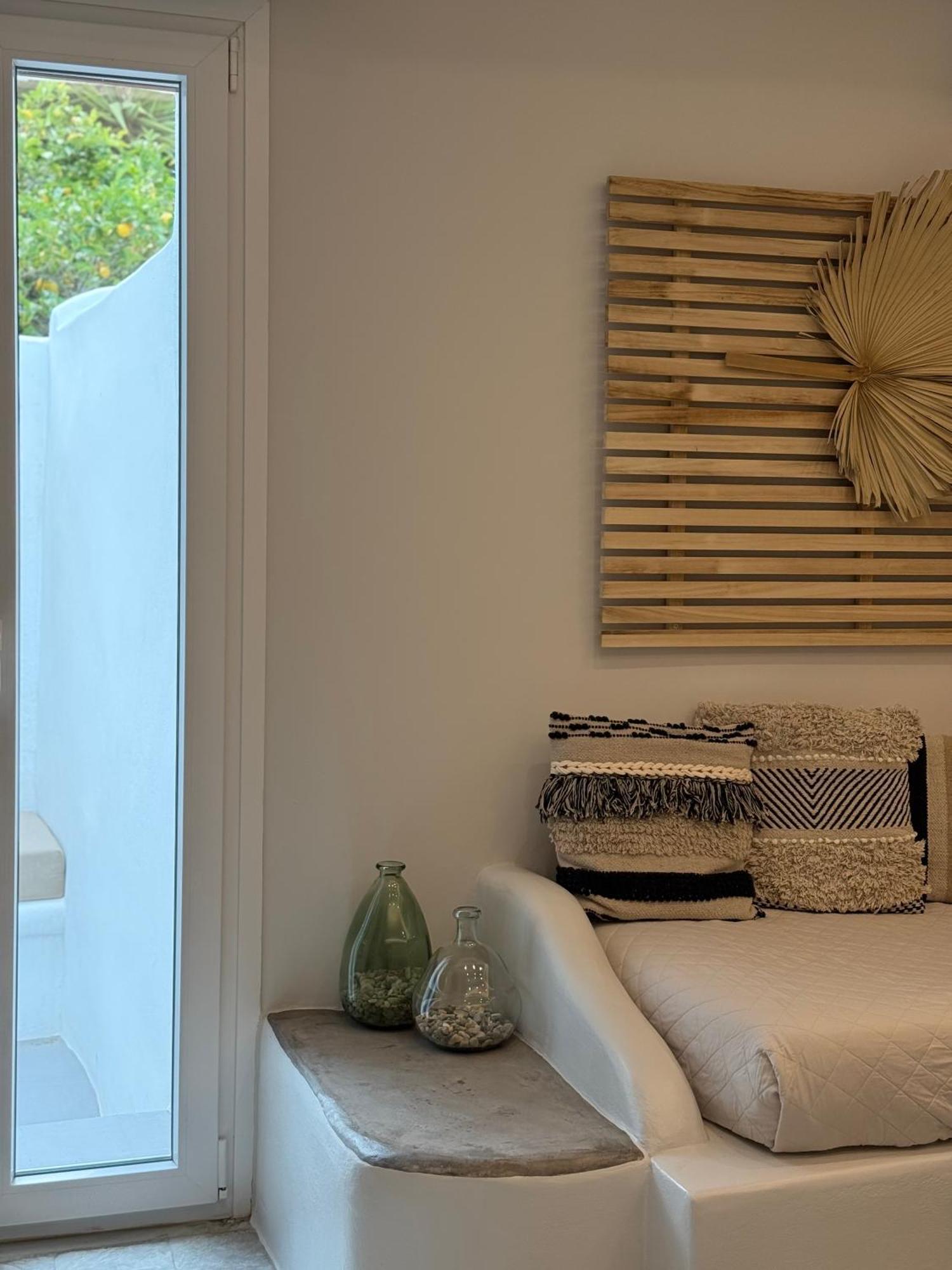 Fratelli Family Rooms Tinos Bagian luar foto