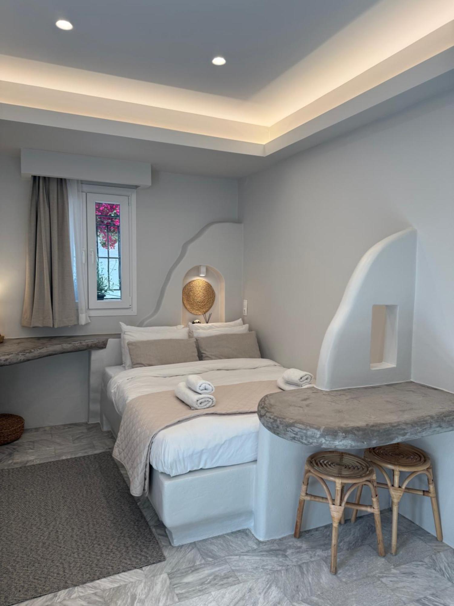 Fratelli Family Rooms Tinos Bagian luar foto