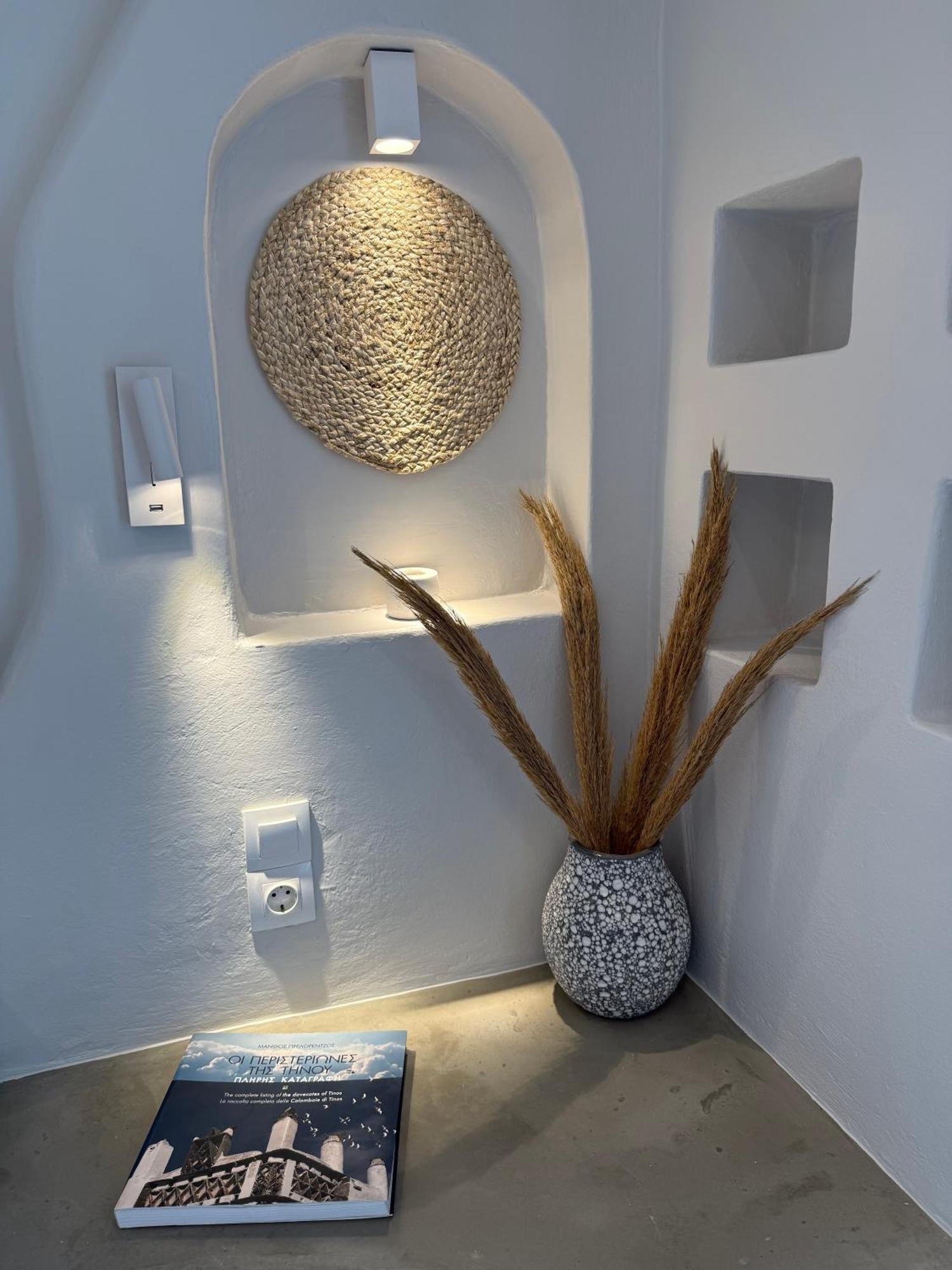 Fratelli Family Rooms Tinos Bagian luar foto